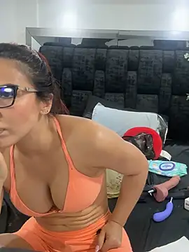 Arianna_Jones1