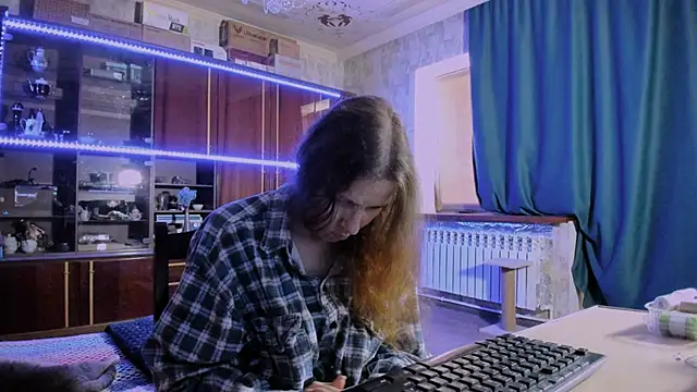 pa1e_pr1ncess (F young) - for new manicure and vids with it ;)