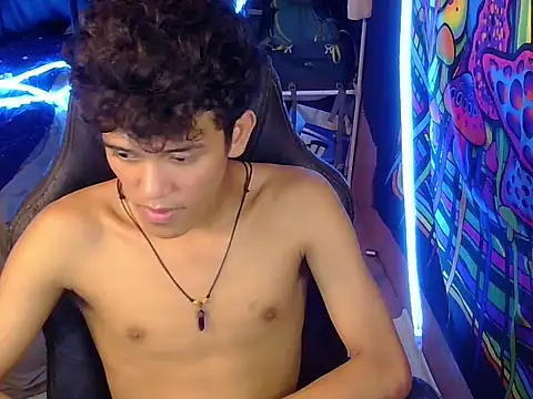 hugekenbigcock webcam