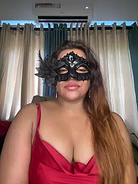 Zaralanson live cam on StripChat
