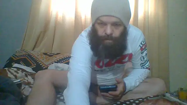 Interracialcouple35 live cam on StripChat