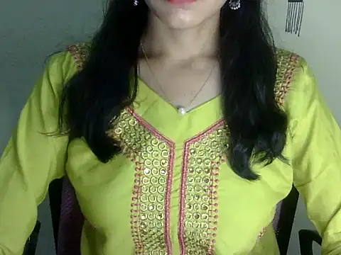 Shazi_1 live cam on StripChat