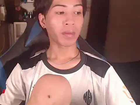 Yukino23 live cam on StripChat