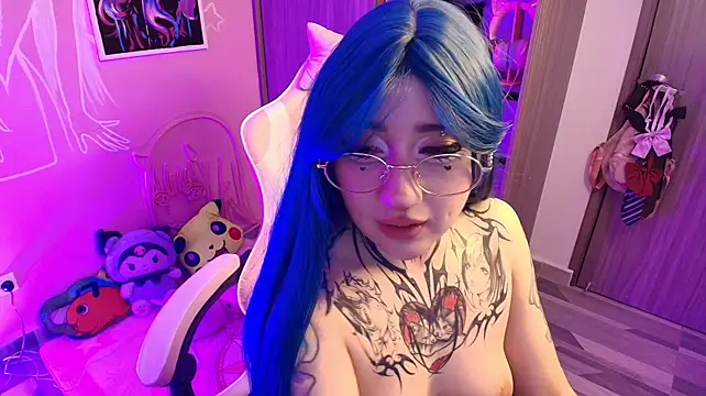 Miwa_violet live cam on StripChat