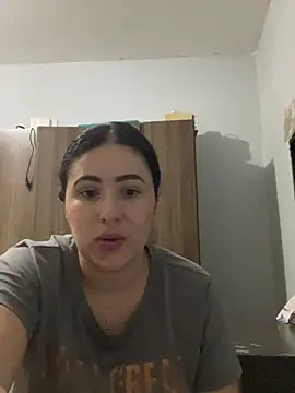 IvettSt_ live cam on StripChat