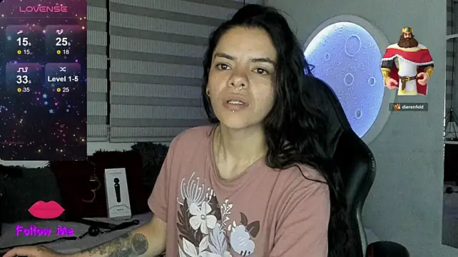 natasha_logan_ live cam on StripChat