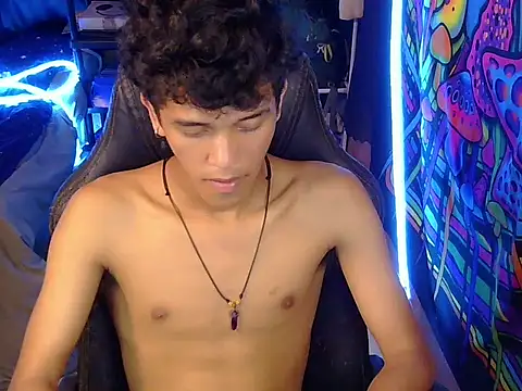 hugekenbigcock webcam
