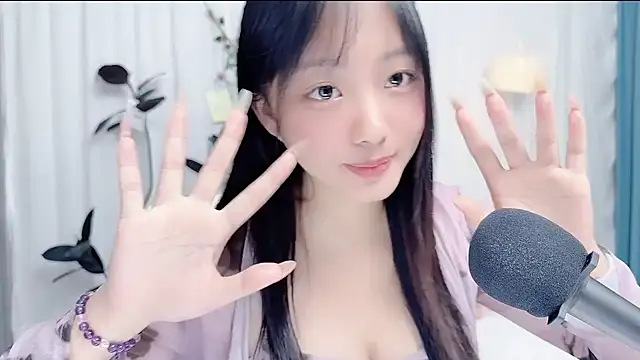 Winnie666999 live sex cam