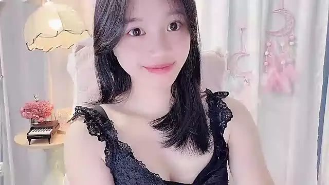 Yanys521 live cam on StripChat