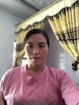 Qing-201 live cam on StripChat