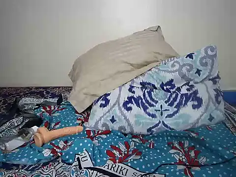 Dirty_analslut live cam on StripChat