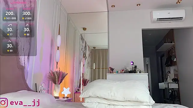 eva_jj (F young) - fingering pussy