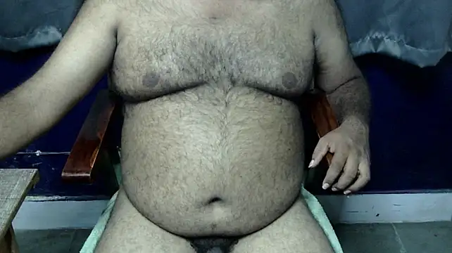 hairysubcub_70 (Ask my age) - Welcome To Daddy's Room. Make Daddy Cum.