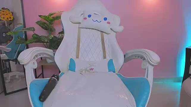 LITTLE-VIVI webcam