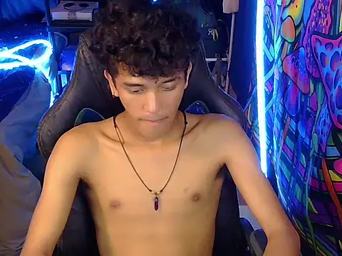 hugekenbigcock webcam