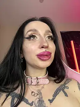 Molly__Moon