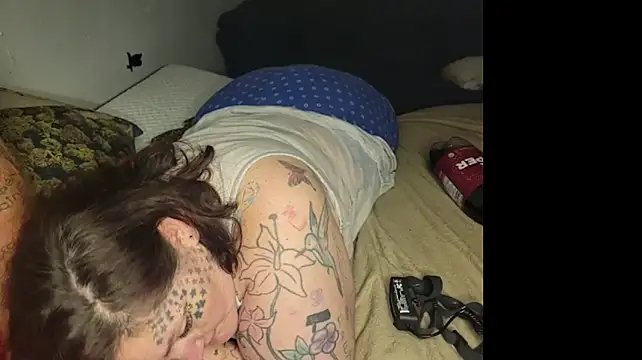 ThorsonFreja live cam on StripChat