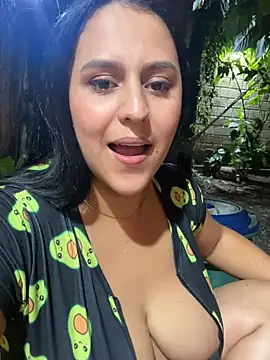 katleya_lewiis
