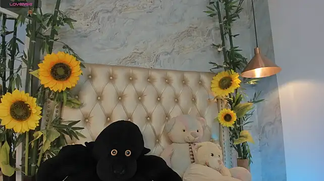 LittleeJaz live webcam