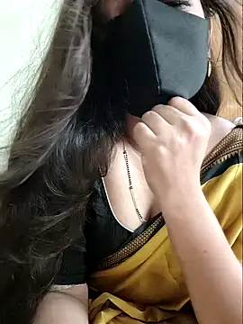 Webcam Model(yoursana-) is live
