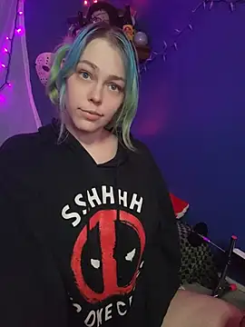 EverlyEster live webcam
