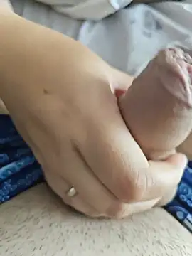 MadaamJizz_DickLewd live sex cam