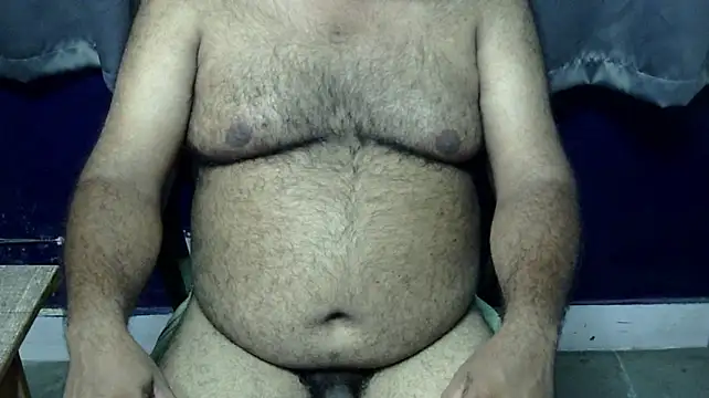 hairysubcub_70 live cam on StripChat