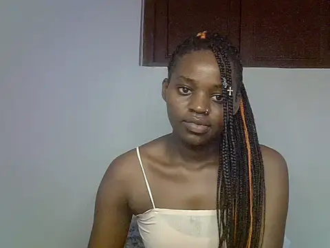Sweet_smiles2 live cam on StripChat