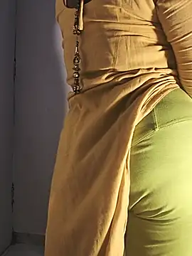 DIRTYSECRET_QUEEN_07 webcam