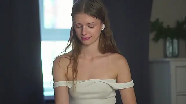 akumadadrive (F teen) - bare back