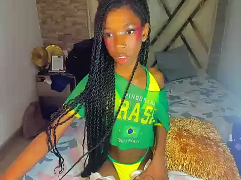 Model: Little_ebonyx