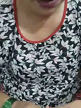 cutee_bhabhi live cam on StripChat
