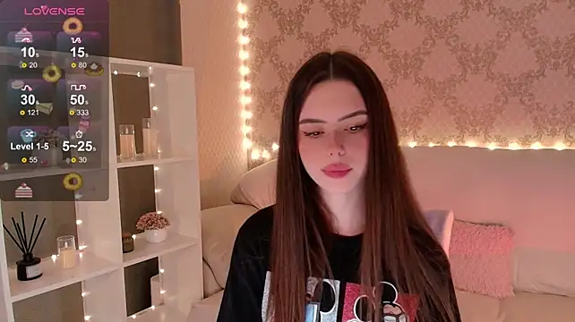 HolyMiax live cam on StripChat