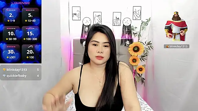 Ccinamonjazz live cam on StripChat