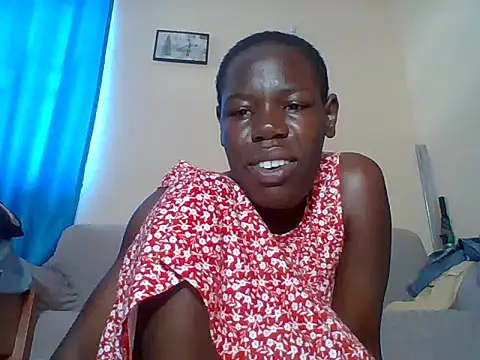 Blacksexyqueen24 live cam on StripChat