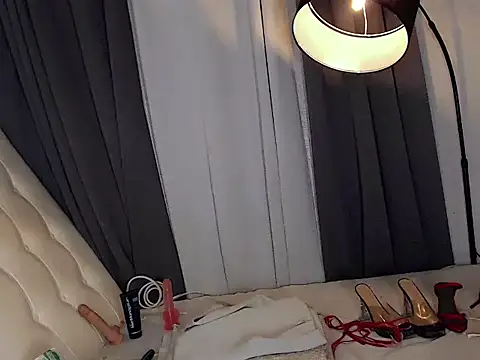 foxxy_barbie (T teen) - spoild me here daddy and make me cum