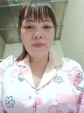 Sana-vn live cam on StripChat