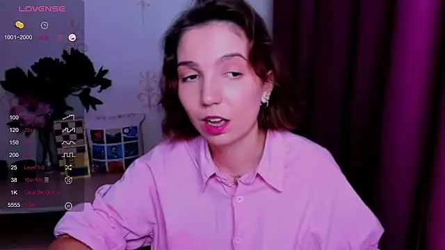 KindHazelHere_ webcam