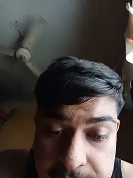 your_secret_guy (M twink) - 1st Cum show