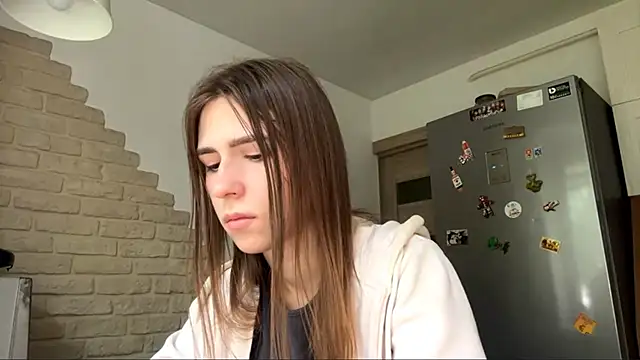 ZaraGuyette webcam