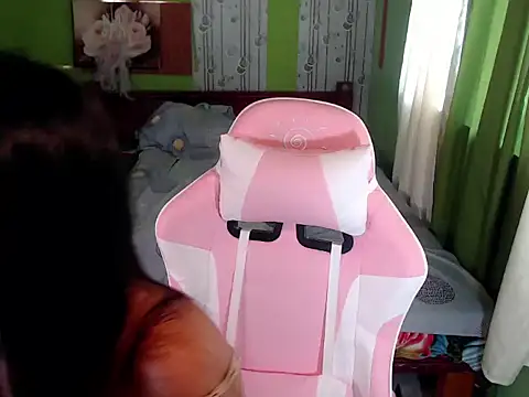 GodisAWomenxxx webcam