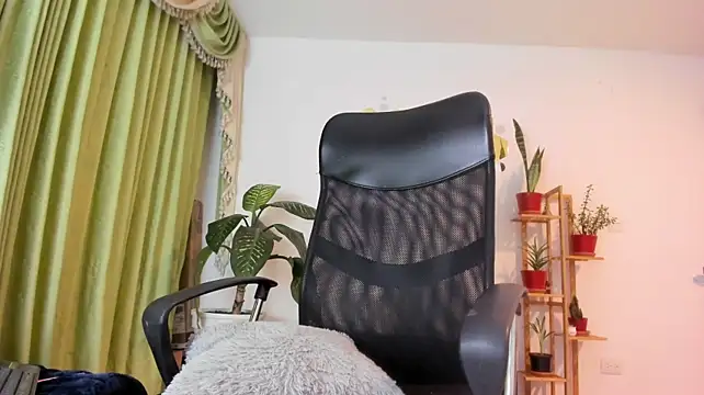 LukaCastillo live sex cam
