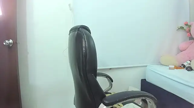tatikanyx live cam on StripChat