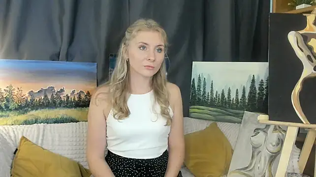 Ashen_Marrow live cam on StripChat