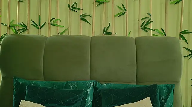 erinevans (F young) - Get me wet this Monday