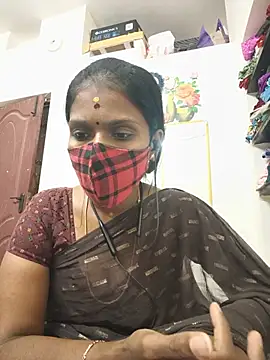 Tamil_Yalini12 live cam on StripChat