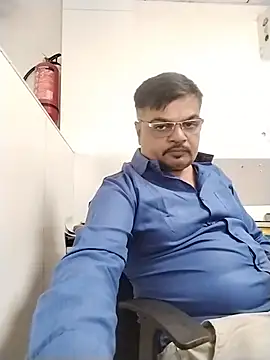 Desi_Gujju_Boy live cam on StripChat