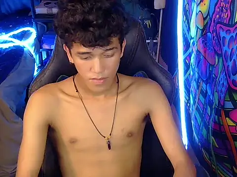 hugekenbigcock webcam