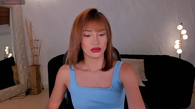 KayraLanne webcam