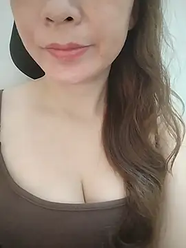 Snail_niE live cam on StripChat